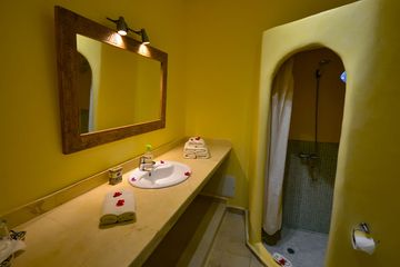 Hotel Riad Zahra Minisuite Familie Nr. 7 Badezimmer