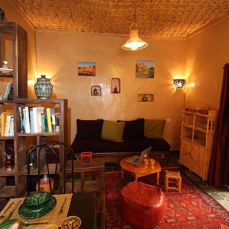 Oasenlodge Dar Sofar Aufenthaltsbereich Blick auf den Aufenthaltsbereich der Oasenlodge Dar Sofar