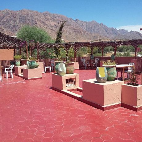 Hotel Arganier Ammelne Terrasse Stühle Blick auf die Terrasse