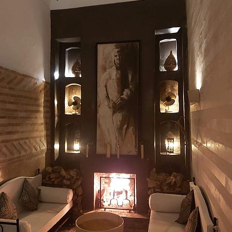 Riad Magellan Galerie Loungebereich mit zwei Sofas