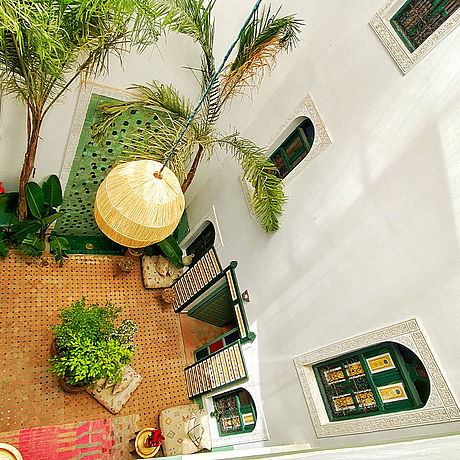 The little Hara Innenhof Blick in den Innenhof