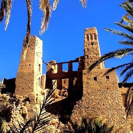 Maison J Galerie Türme einer verfallenen Kasbah