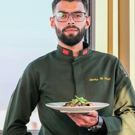 Dar Chams Tanja Galerie Kellner präsentiert ein Gericht