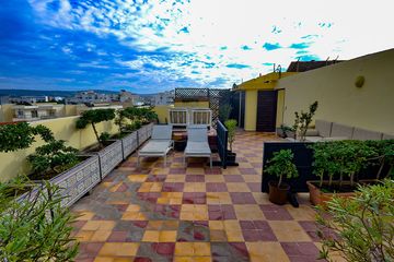 Hotel Riad Zahra Studio Terasse mit Sitzecke