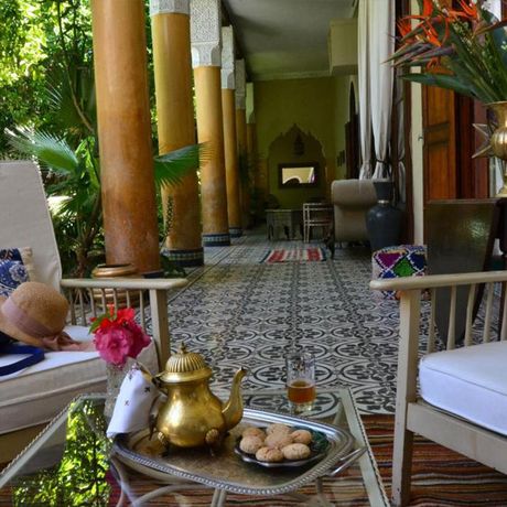Riad El Arsat Sitzecke Blick auf eine Sitzecke