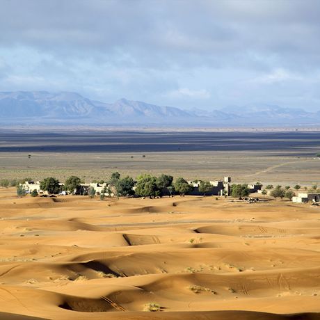 Blick auf das Dorf M´Hamid in der Sahara
