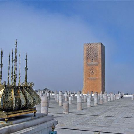 Blick auf den Hassan-Turm in Rabat