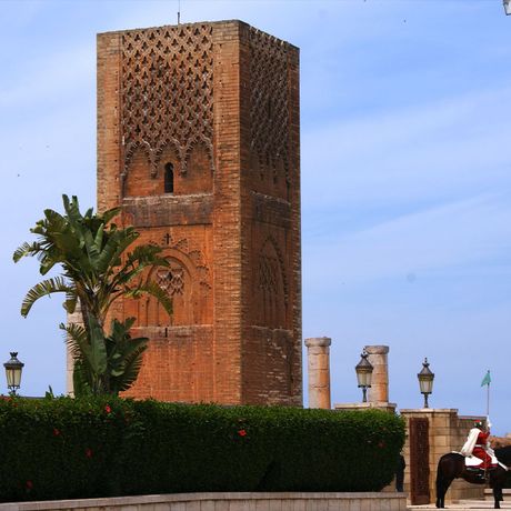 Blick auf den Hassanturm in Rabat